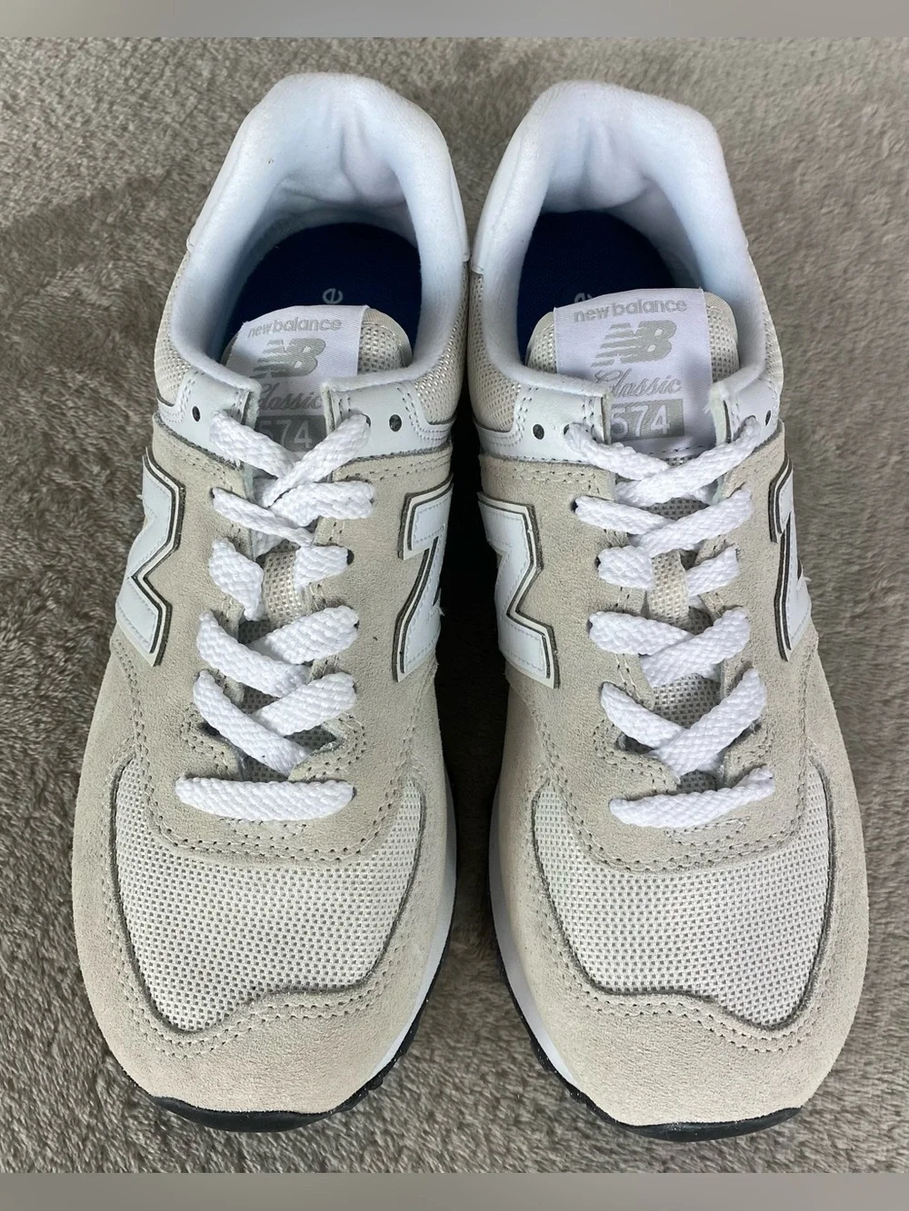 New‎ Balance 574 Classic Womens Size 7.5 White Cloud Suede Running Shoes NEW